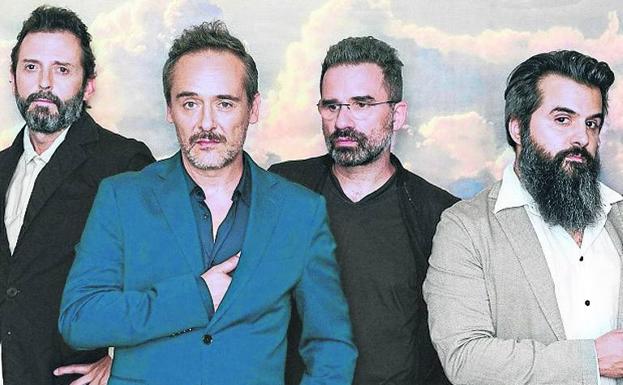 Love Of Lesbian Pone Rumbo A Un Viaje Pico Hacia Ninguna Parte El